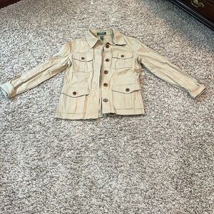 Ralph Lauren women’s petite medium khaki shacket. No belt. Great condition.